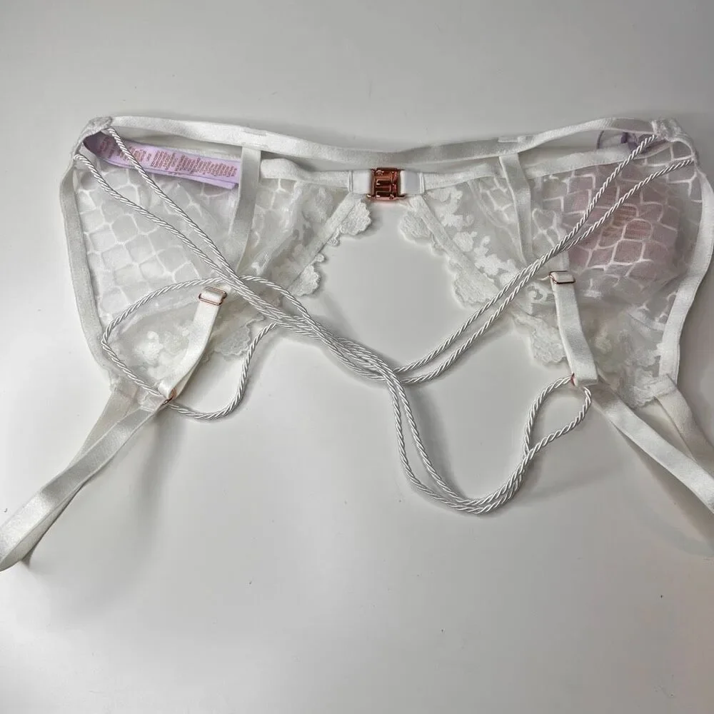 Savage by Fenti BAROQUE BONDAGE FRONT-CLOSURE BRALETTE